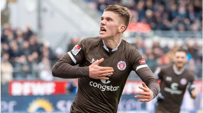 Sự trở lại đường ray của tàu siêu âm Thuỵ Điển mang tên Gyokeres